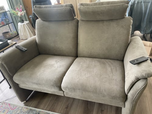 Twee Zitsbank met relaxfuntie