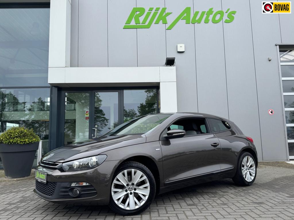 Volkswagen Scirocco 1.4 tsi life * xenon * stoelverwarming * pdc * clima