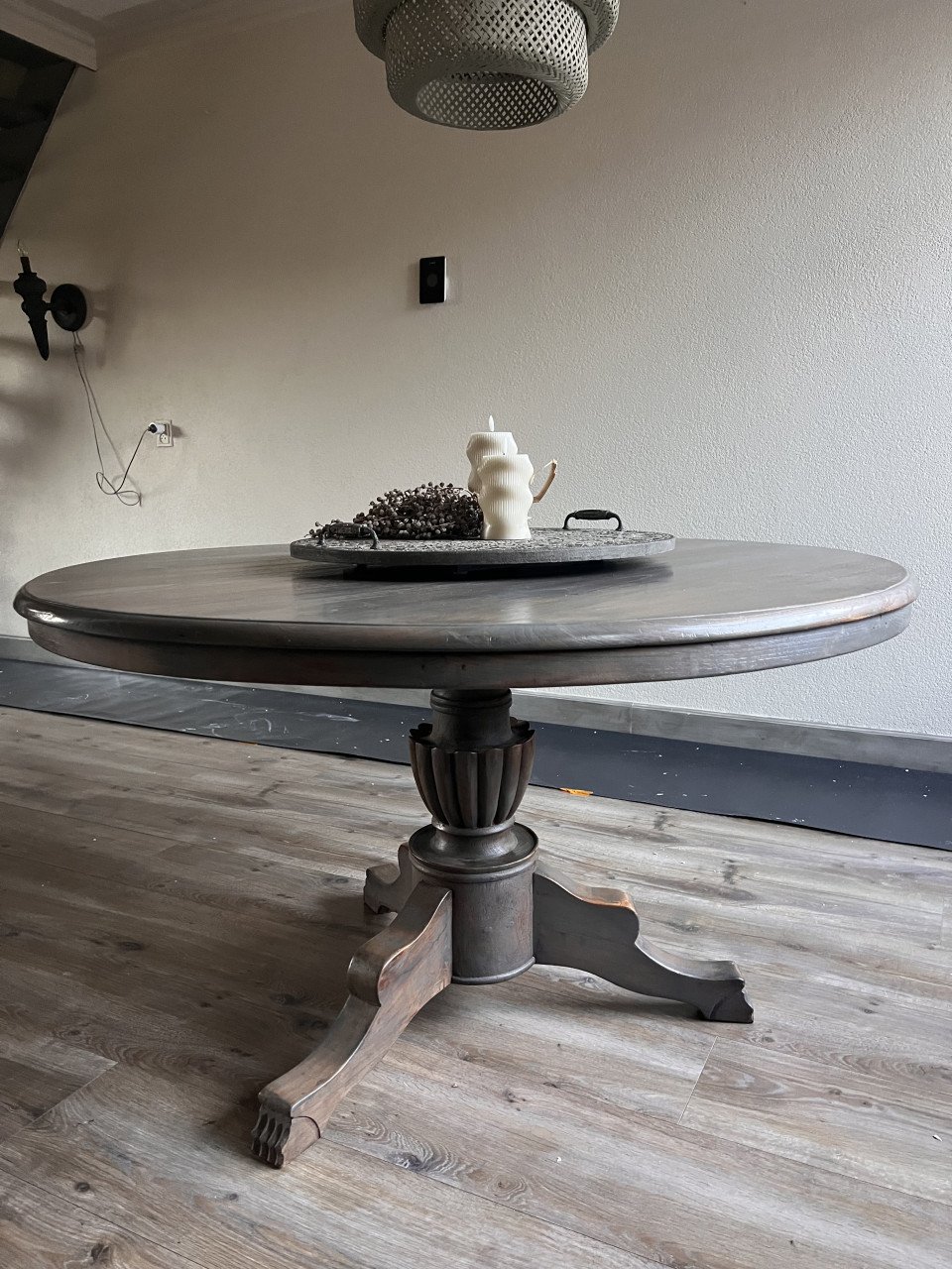 Sobere landelijke eettafel 130 diameter