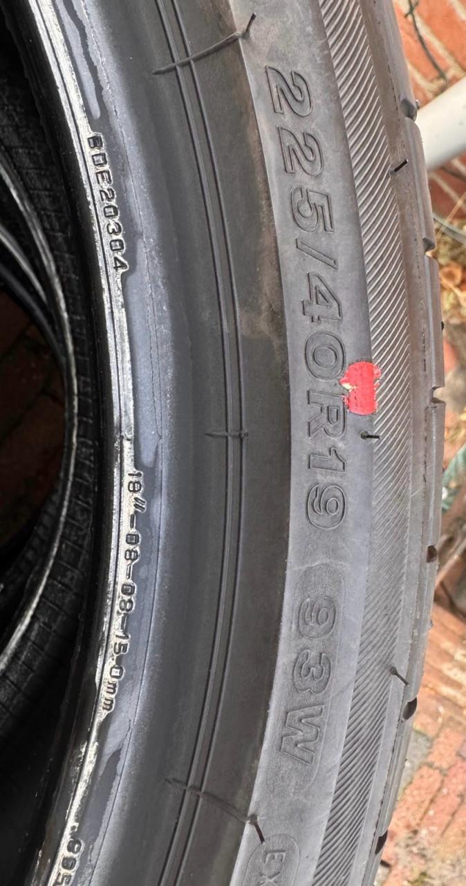 4x autoband BRIDGESTONE POTENZA S001 225/40 R19 93W XL  VW