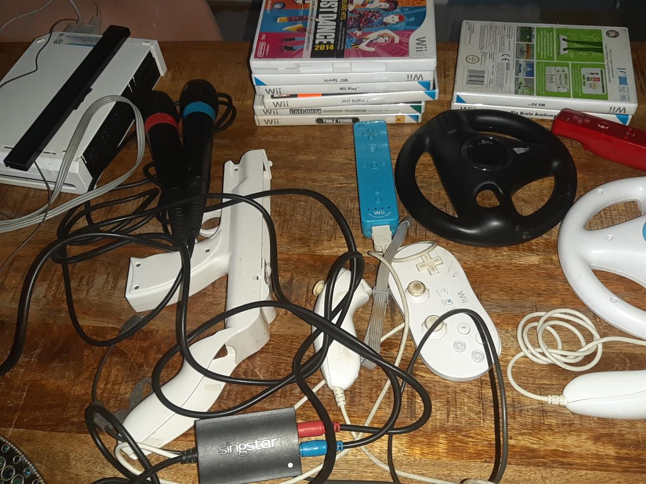 WII Compleet pakket spellen, joystic, autostuur,