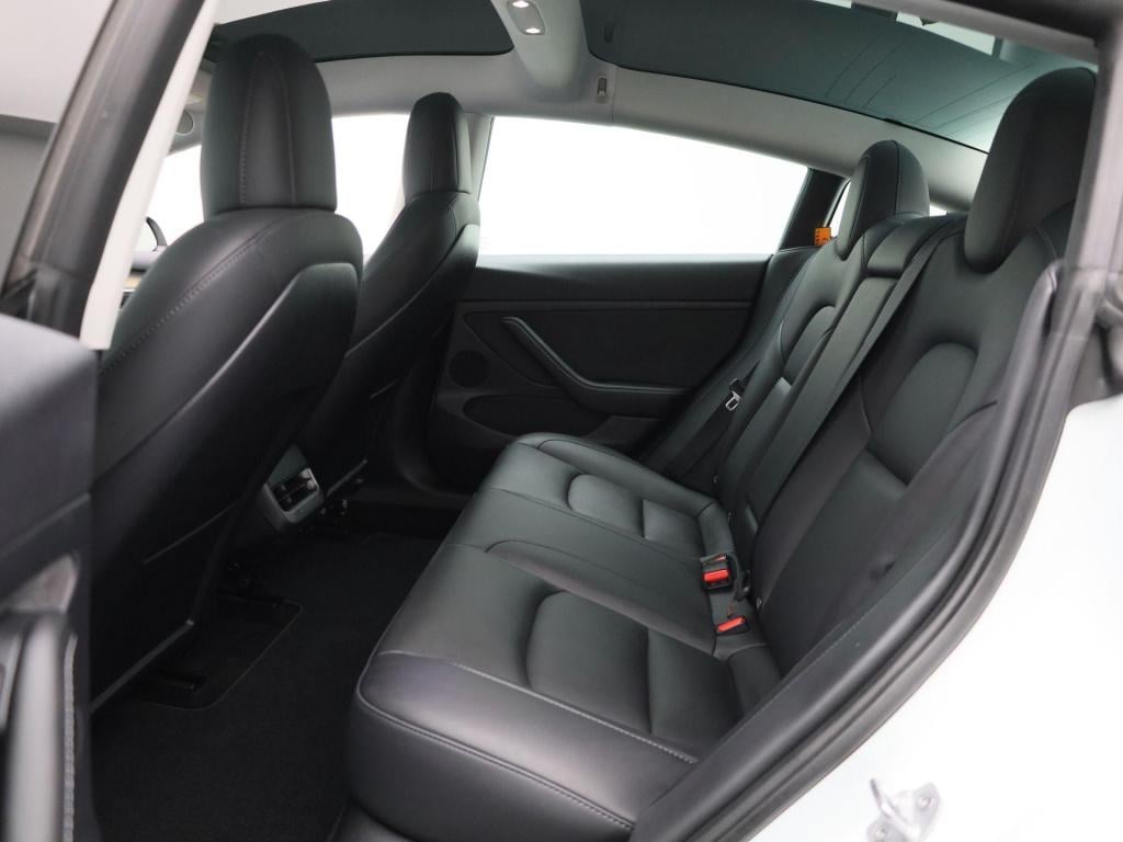 Tesla Model 3 long range rwd 75 kwh | trekhaak | warmtepomp | automaat | pa