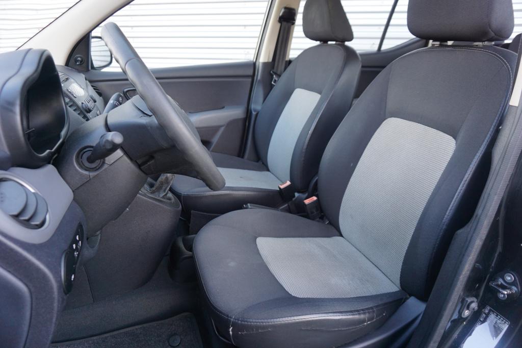 Hyundai I 10 1.1 pure apk t/m 30-11-2026