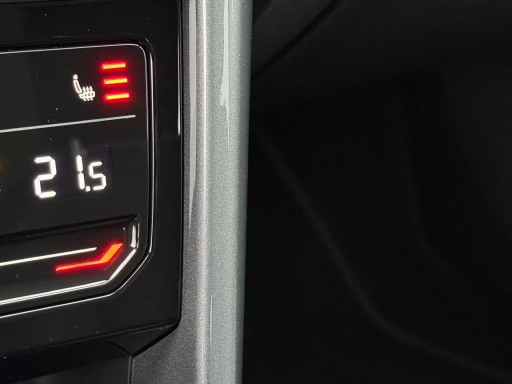 Volkswagen T-roc 1.5 tsi 150pk dsg style carplay | camera | keyless | elek.