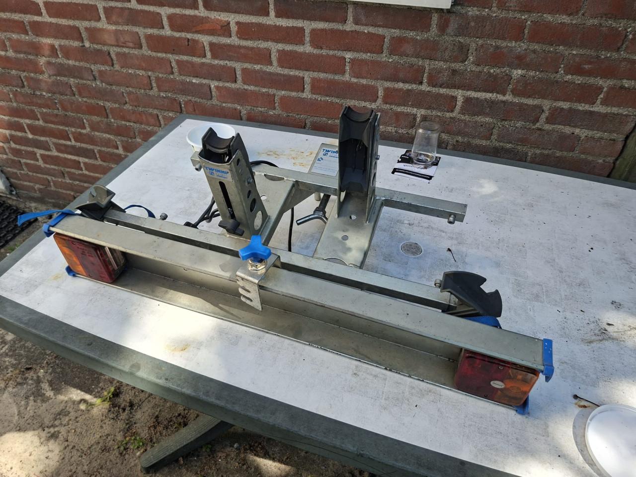 Twinny load fietsendrager (incompleet)
