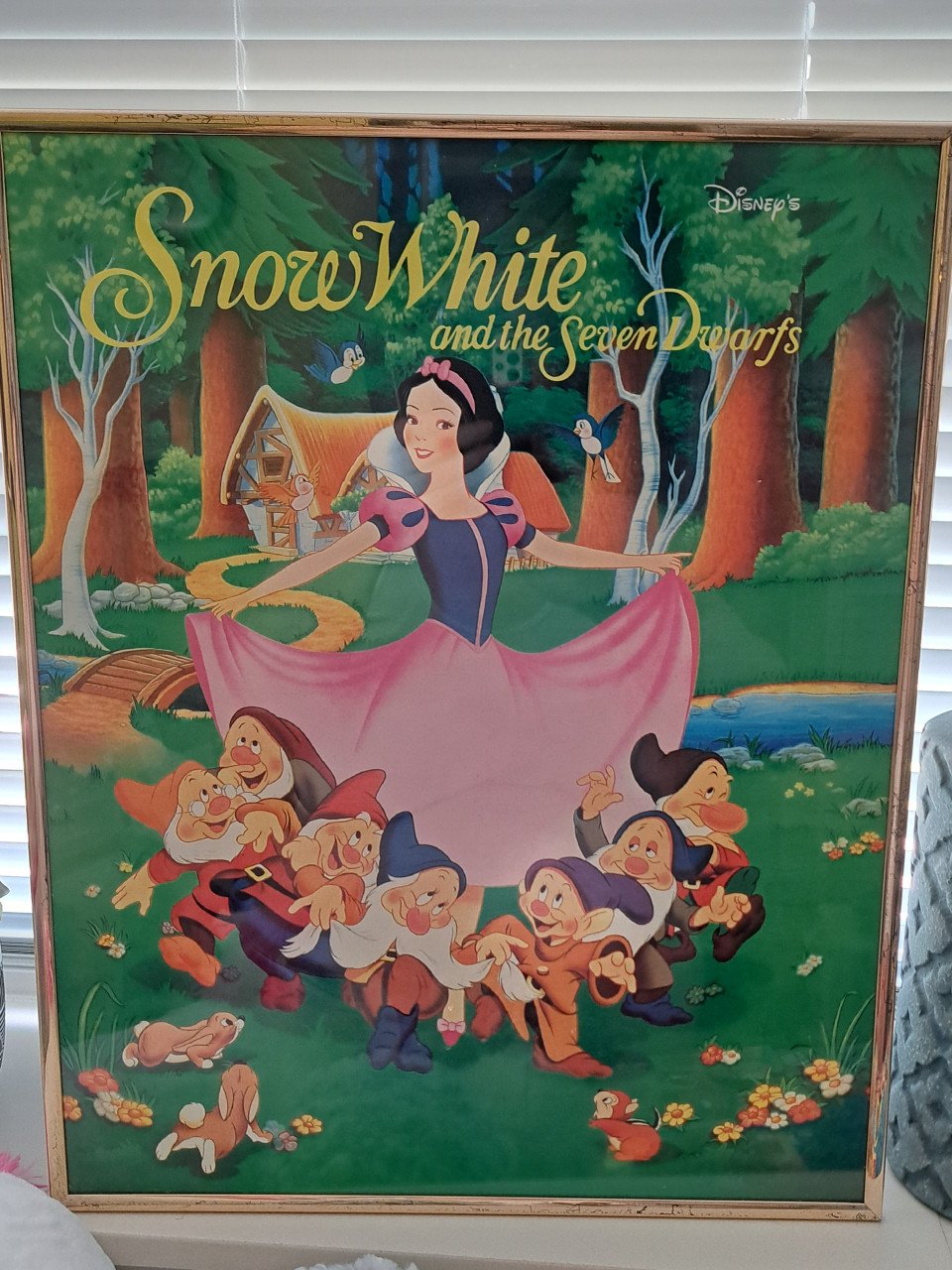 Disney's Snow White and the seven dwarfs poster & frame 50x40 cm