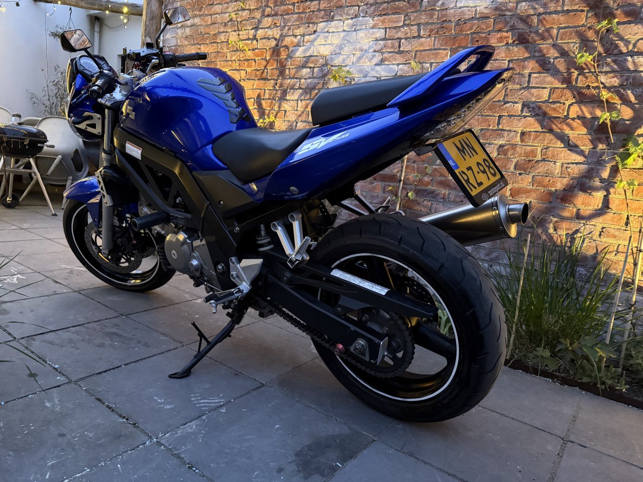 Suzuki SV650