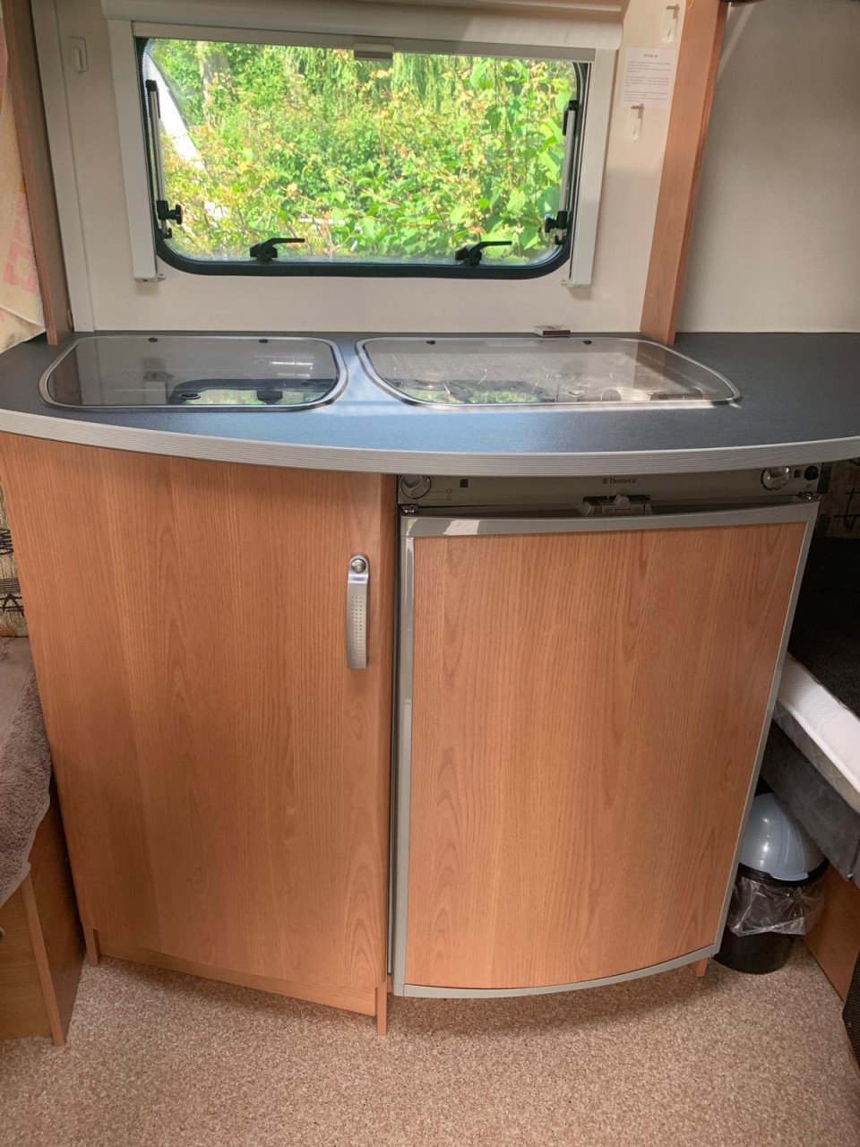 Caravan Kip Skyline 44 TDB Aircool Edition uit 2008