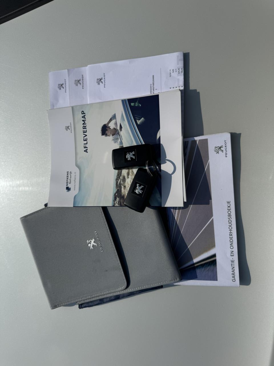 Peugeot 308 1.6 THP CC 2012 Wit Airco Apk Cruise Nap