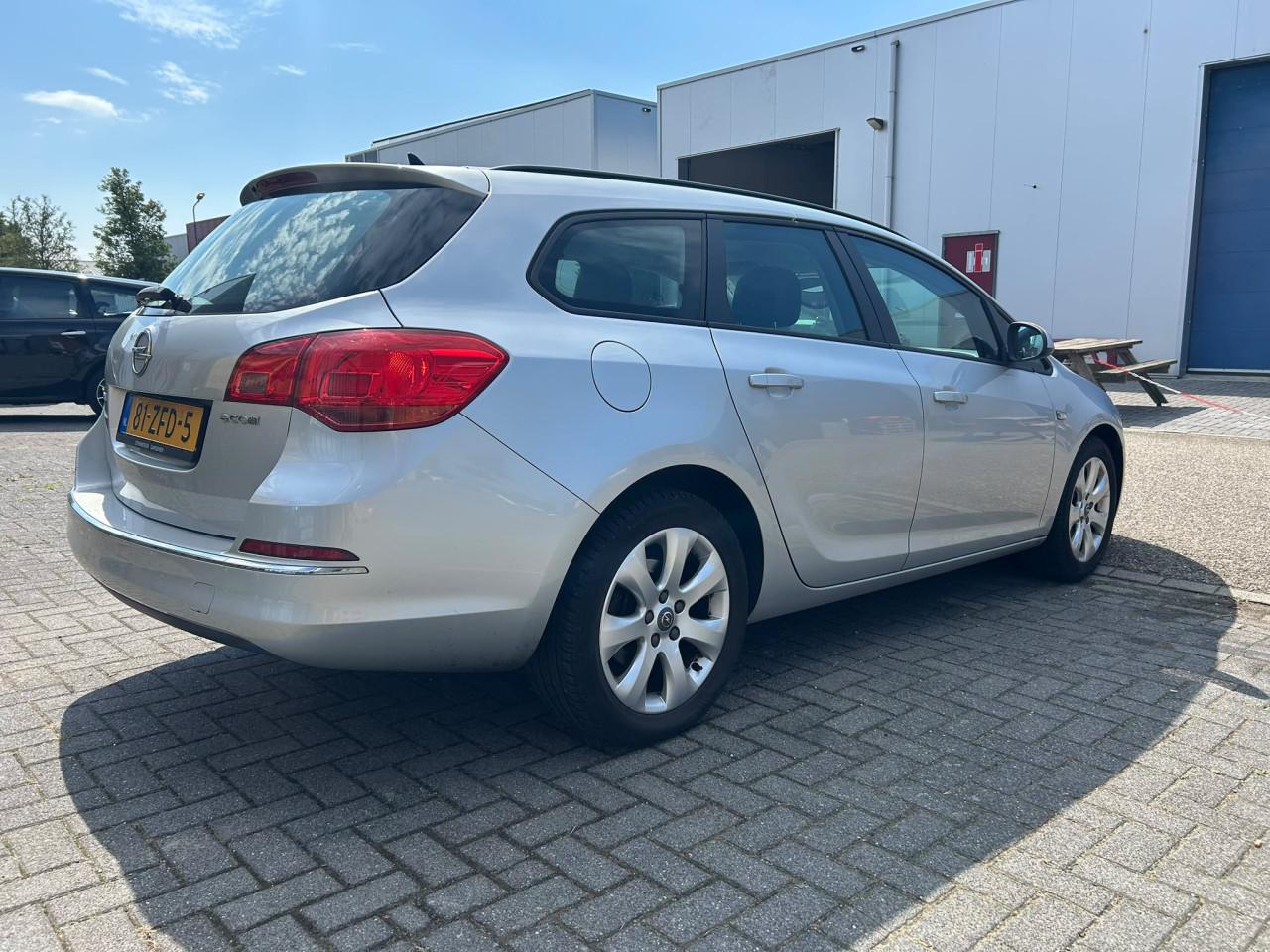Opel Astra Sports Tourer 1.7 CDTi Business+ Airco Navi Cruise APK 02-2027