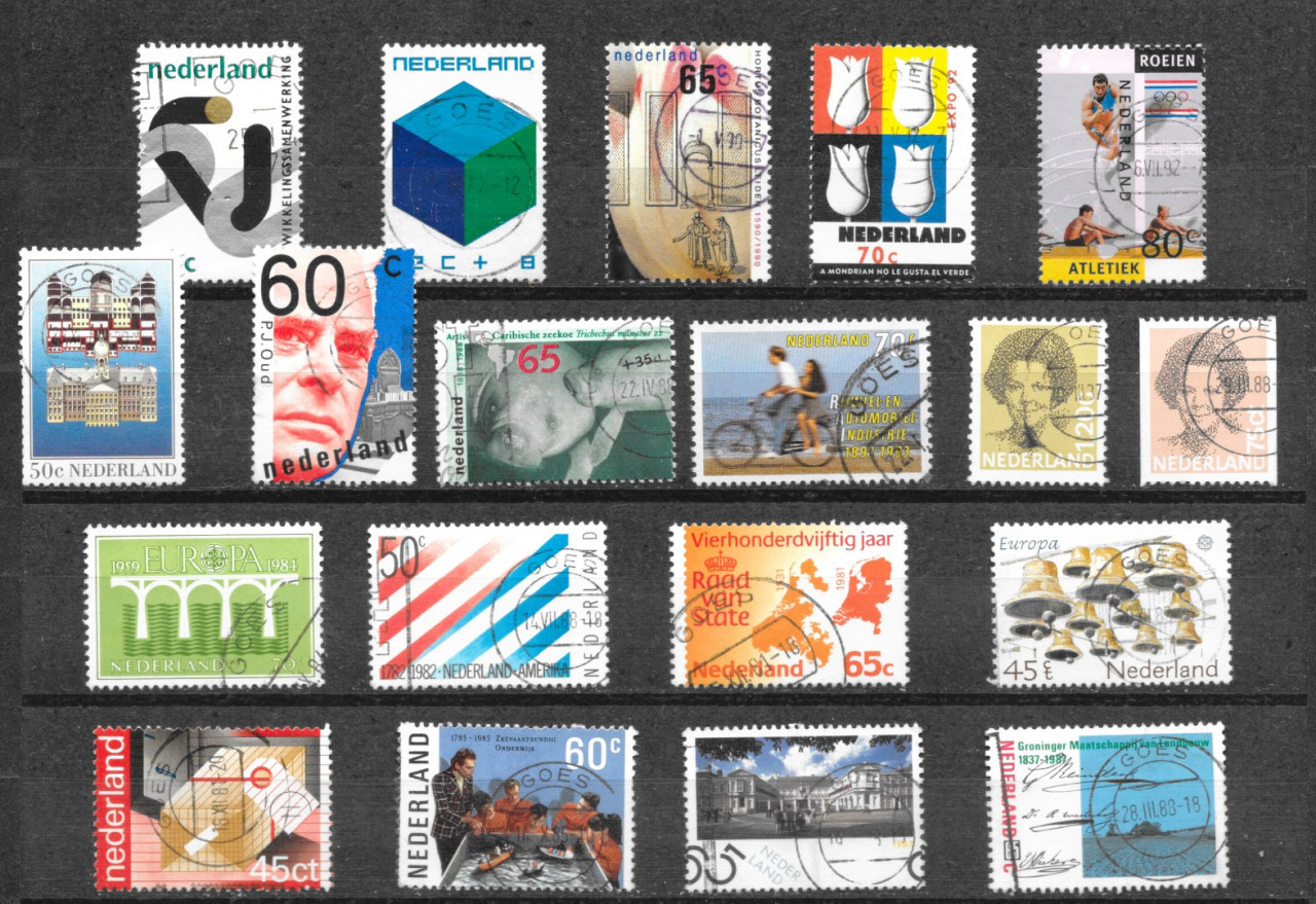 Lot met 58 zegels met stempels Goes
