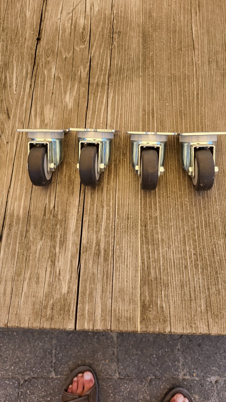 Zwenkwiel 50 mm met montageplaat (nieuw), merk Steinco