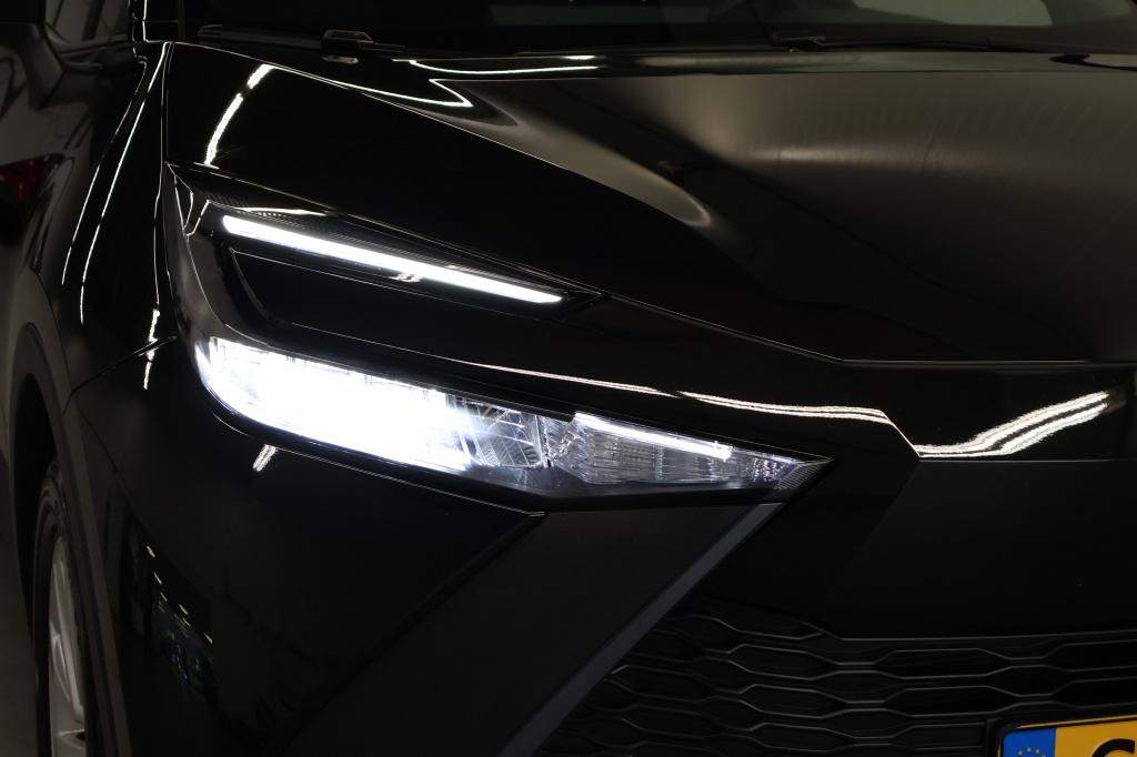 Toyota C-hr 1.8 hybrid 140 active