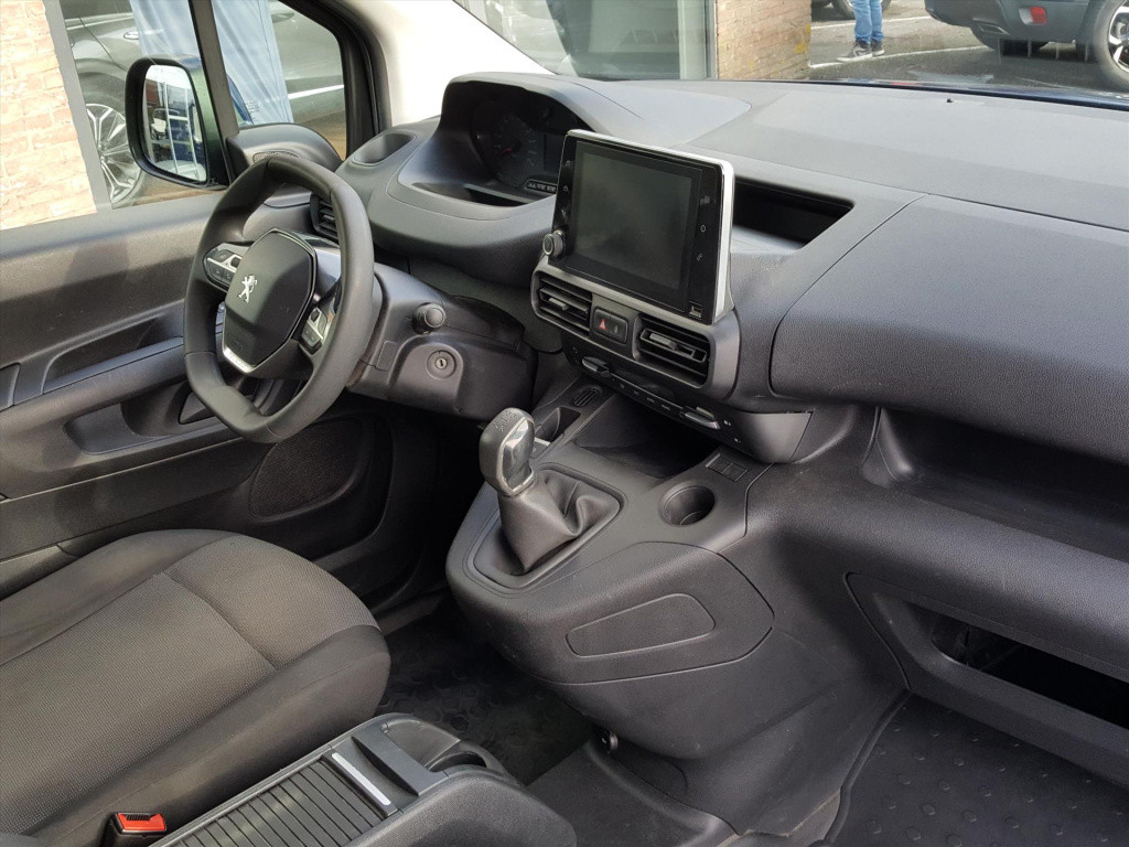 Peugeot Partner premium 1.5 bluehdi 100pk 650kg pack look | trekhaak | navi