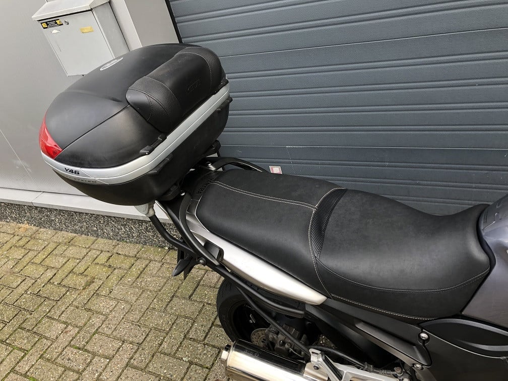 Yamaha TDM900 ABS '2007 met 49dkm, topkoffer, nette staat, rijklaar €3795,-