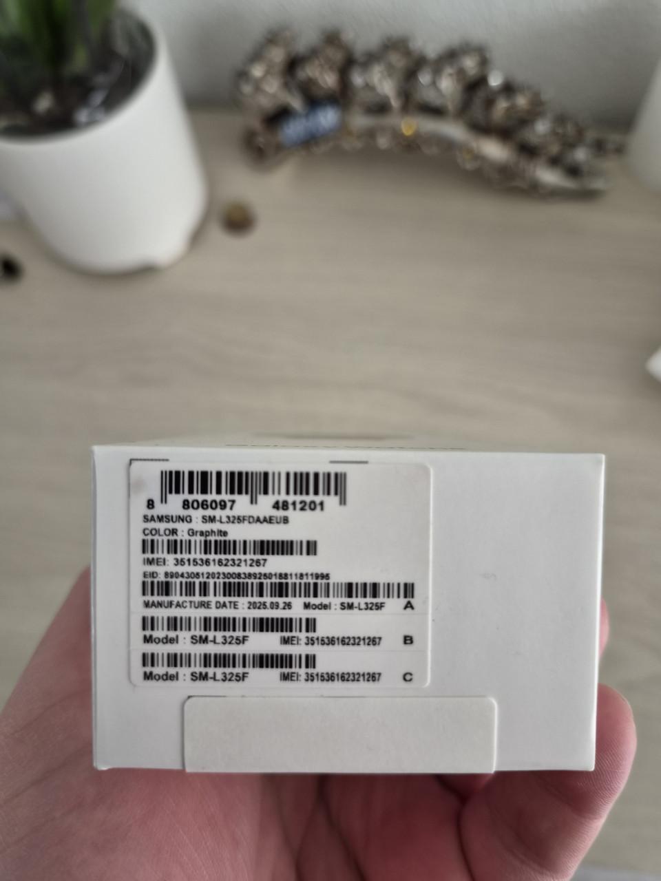 SAMSUNG Galaxy Watch8 40mm - LTE