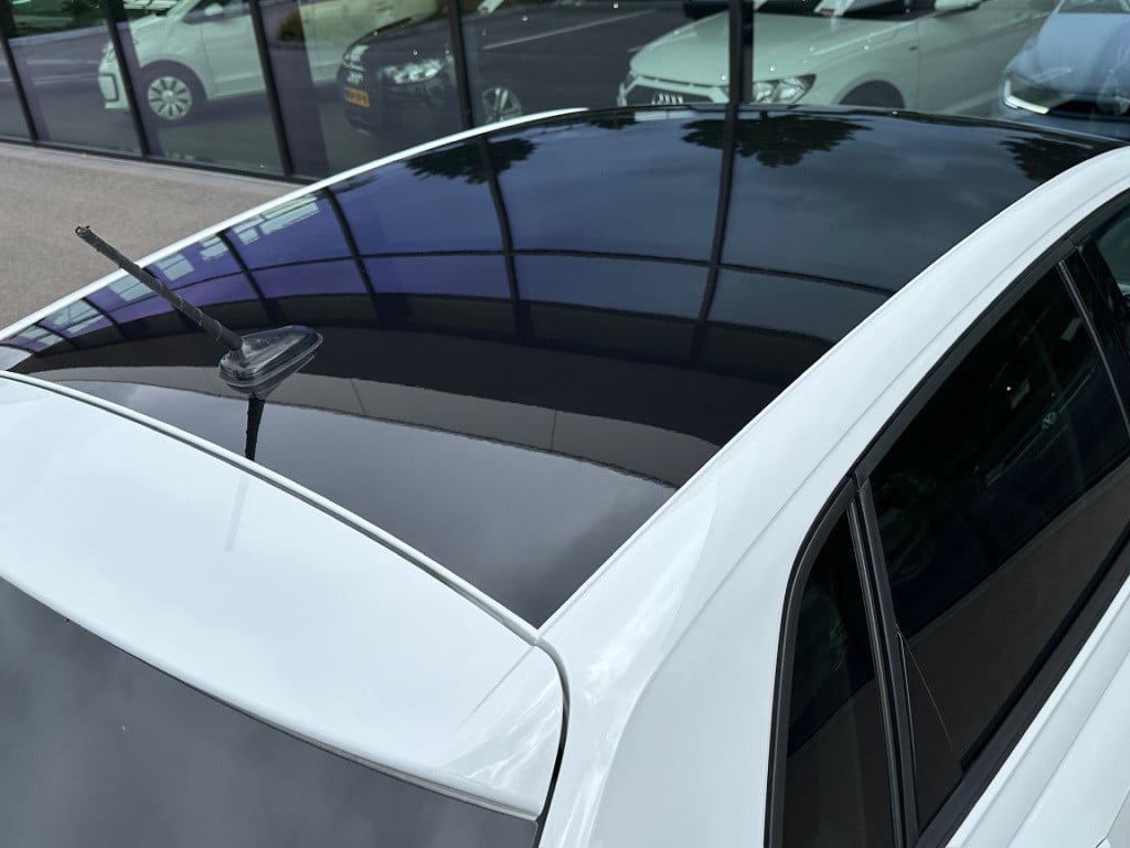 Volkswagen Polo 1.0 tsi dsg style | led | alcantara | keyless | camera | ri