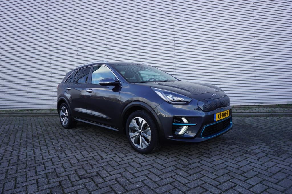 Kia E-niro executiveline 64 kwh climate / navi / cruise / leder / stoelverw