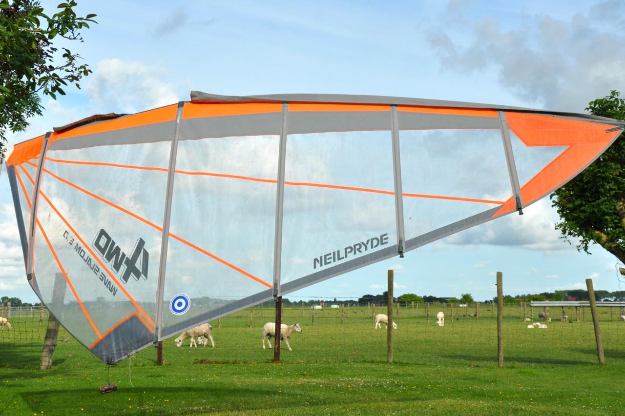 Fanatic Bee 317 met zwaard  - 195L zeer complete set