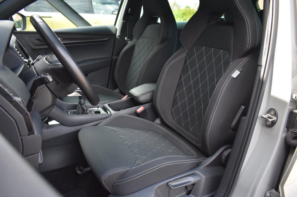 Skoda Karoq 1.5 tsi act sportline | camera | nap | stoelverwarming | apple 