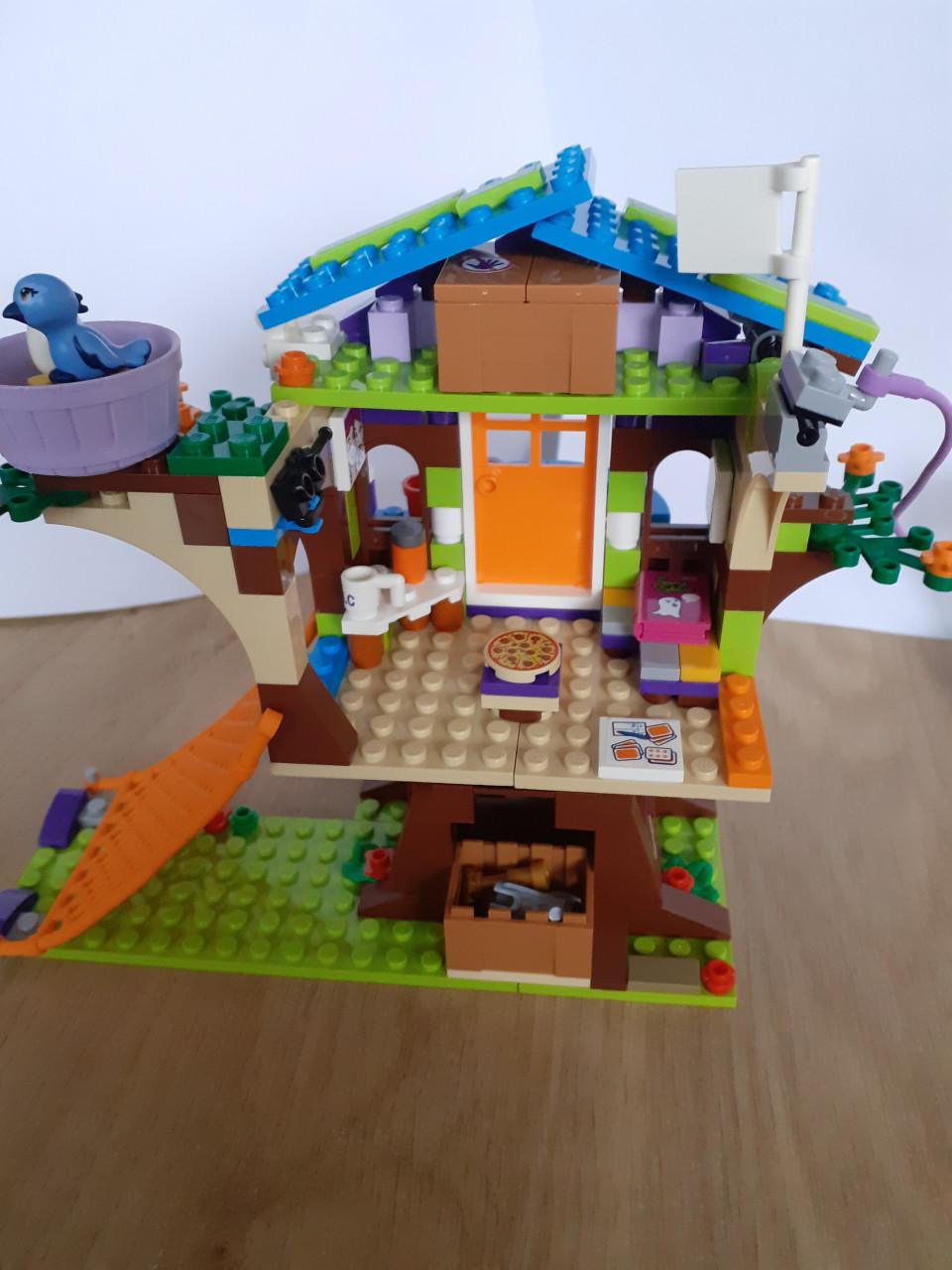 Lego Friends boomhut