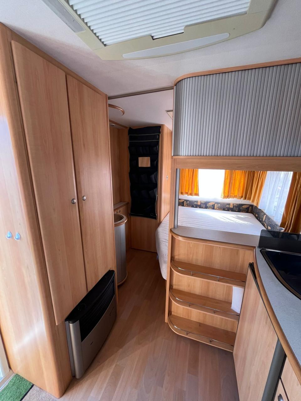 Caravan; Home-car Racer 45 Spirit met zakluifel