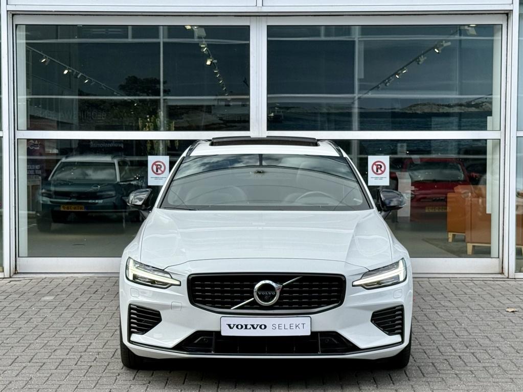 Volvo V60 t6 398pk recharge long ultra dark| pano| 360camera| head-up| awd
