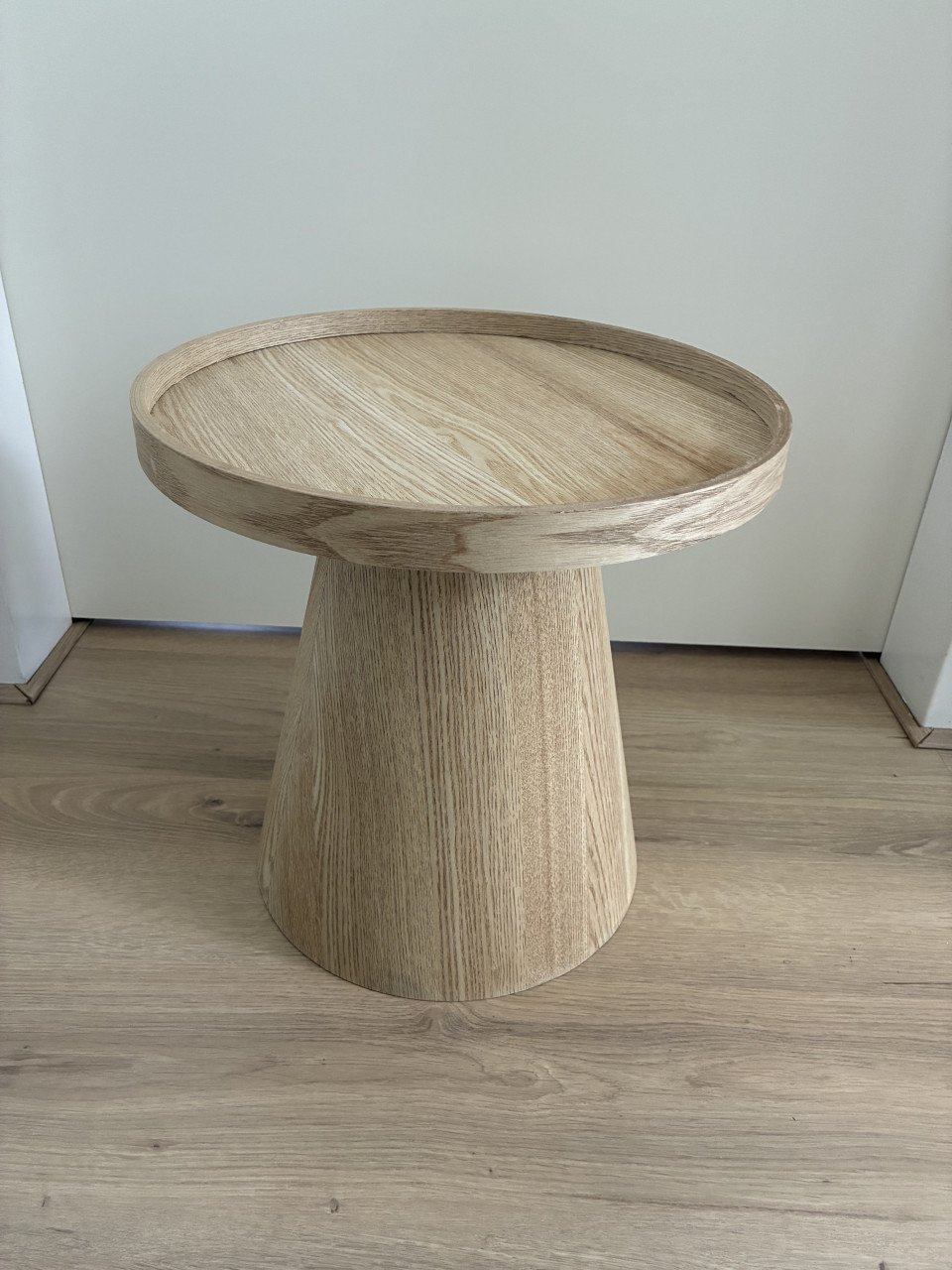 Bijzettafel nieuw