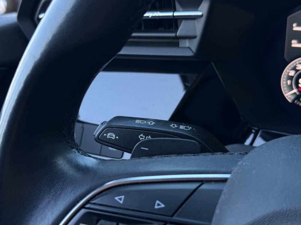 Audi A3 sportback 40 tfsi e s edition * stoelverwarming * keyless * trekhaa