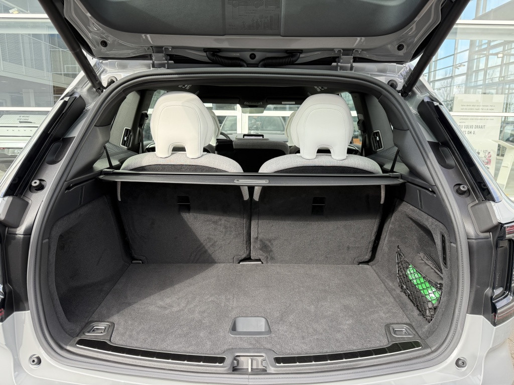 Volvo Ex90 twin perf.ormance awd ultra bowers wilkins