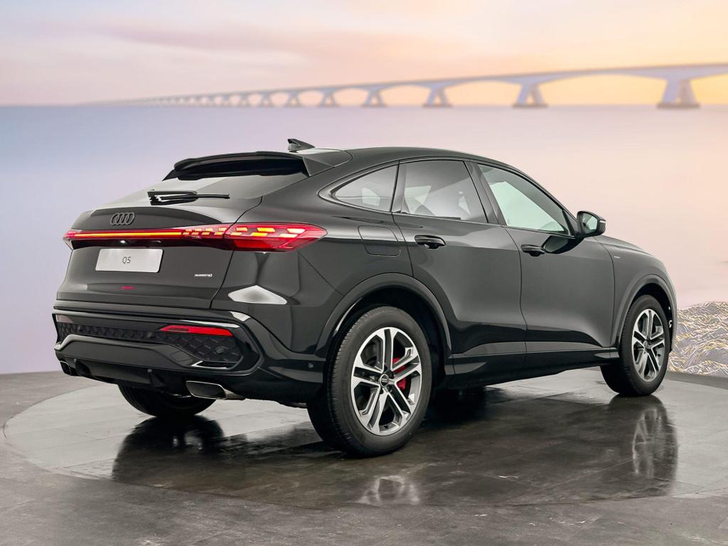 Audi Q5 sportback s edition competition e-hybrid 270 kw / 367 pk spo