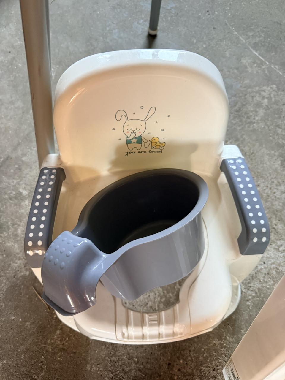 Kinderstoel en potje/kindertoilet
