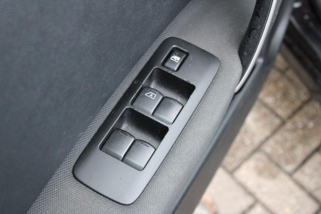 Nissan Qashqai 1.6 connect edition