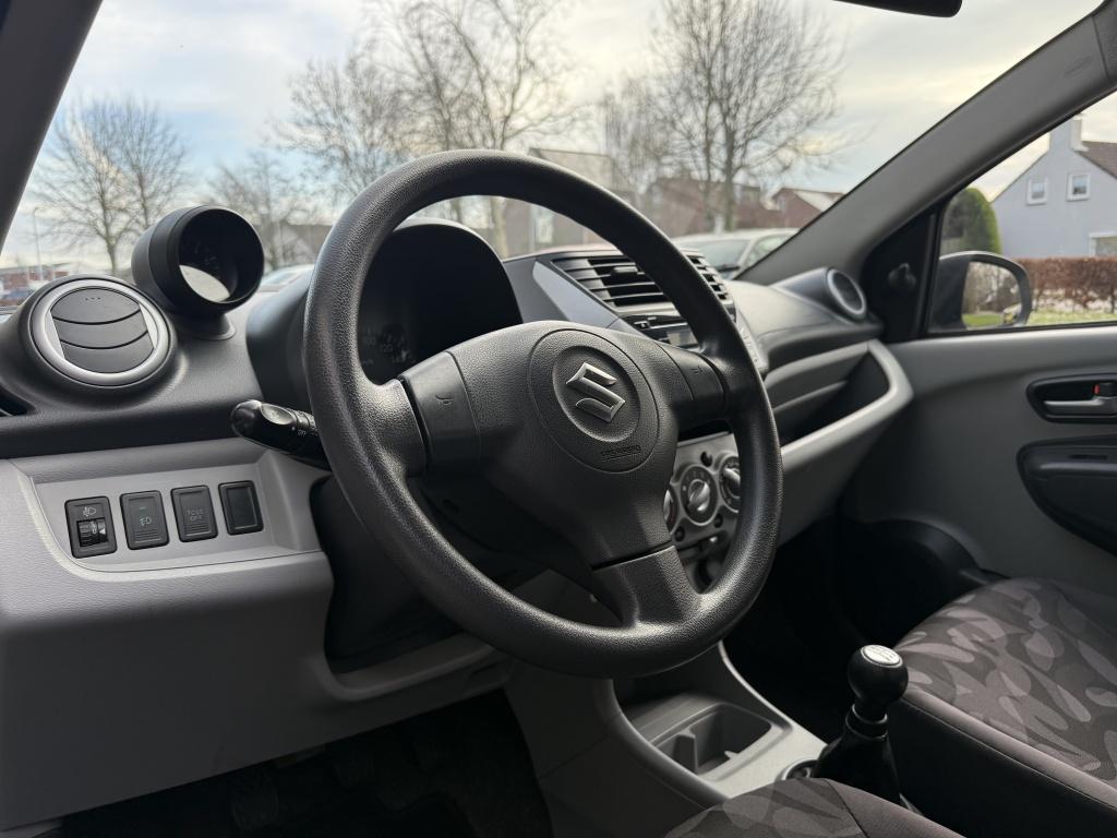 Suzuki Alto 1.0 exclusive