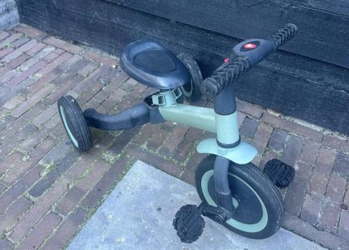 Topmark driewieler / loopfiets (om te bouwen tot loopfiets