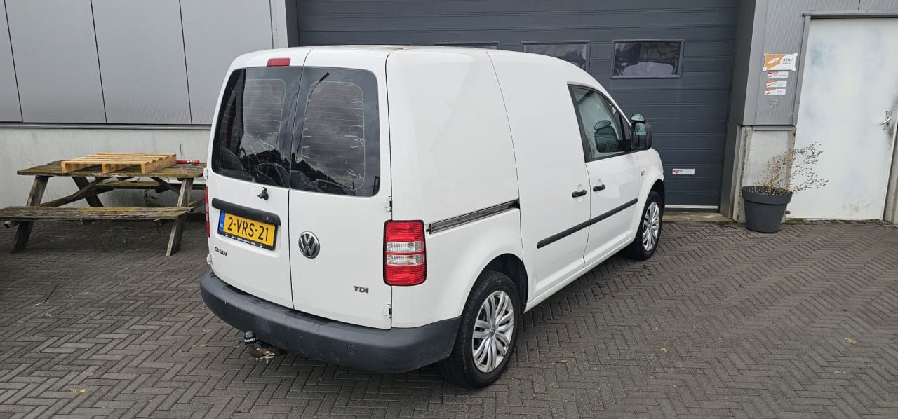 TE KOOP VOLKSWAGEN CADDY 1.6 TDI EURO 5 MET TREKHAAK MARGE AUTO