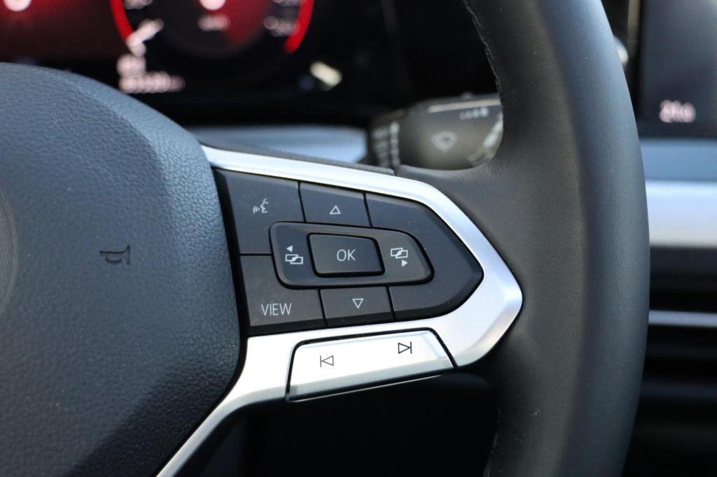 Volkswagen Golf 1.0 tsi life 110pk l panoramadak