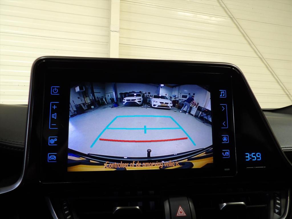 Toyota C-hr 1.8 hybrid 122pk cvt dynamic