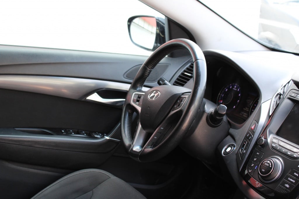 Hyundai I40 wagon 1.6 gdi b. bns ed.