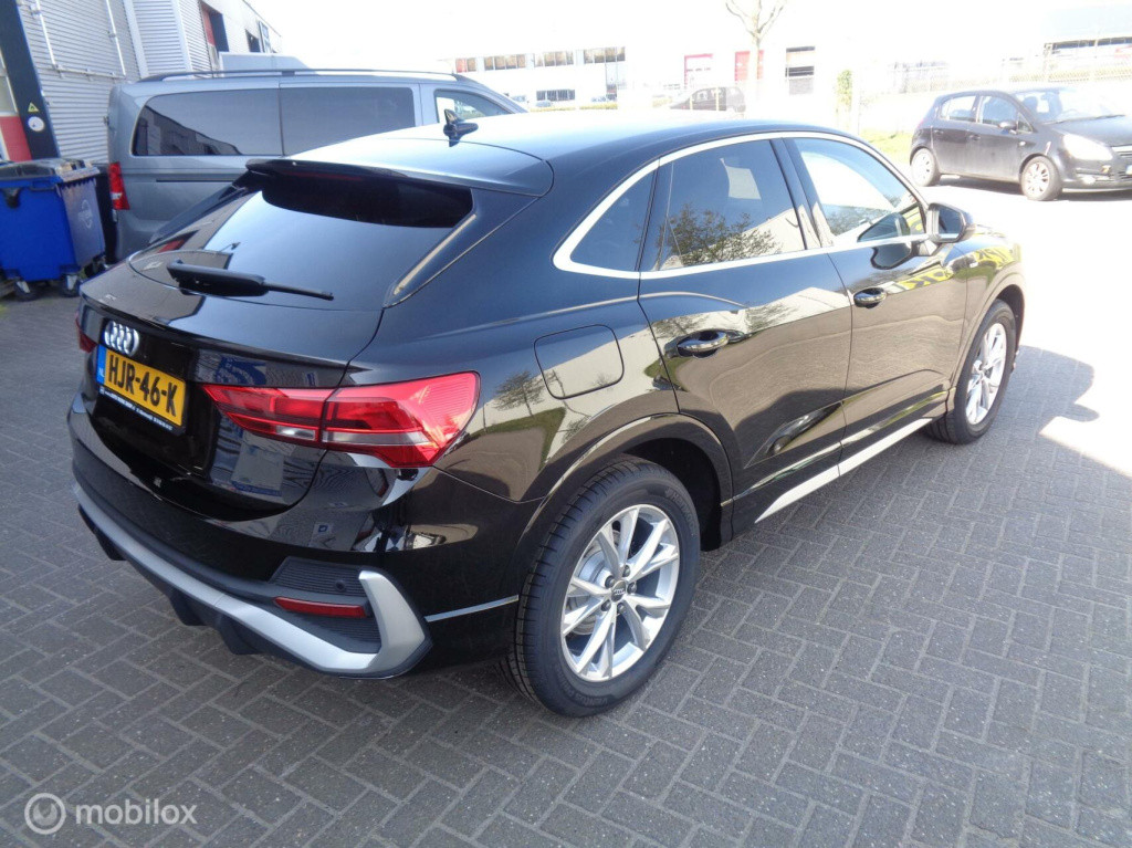 Audi Q3 35 tfsi sportback business/s-line/automaat/ecc/stoelverw/pdc/lm vel