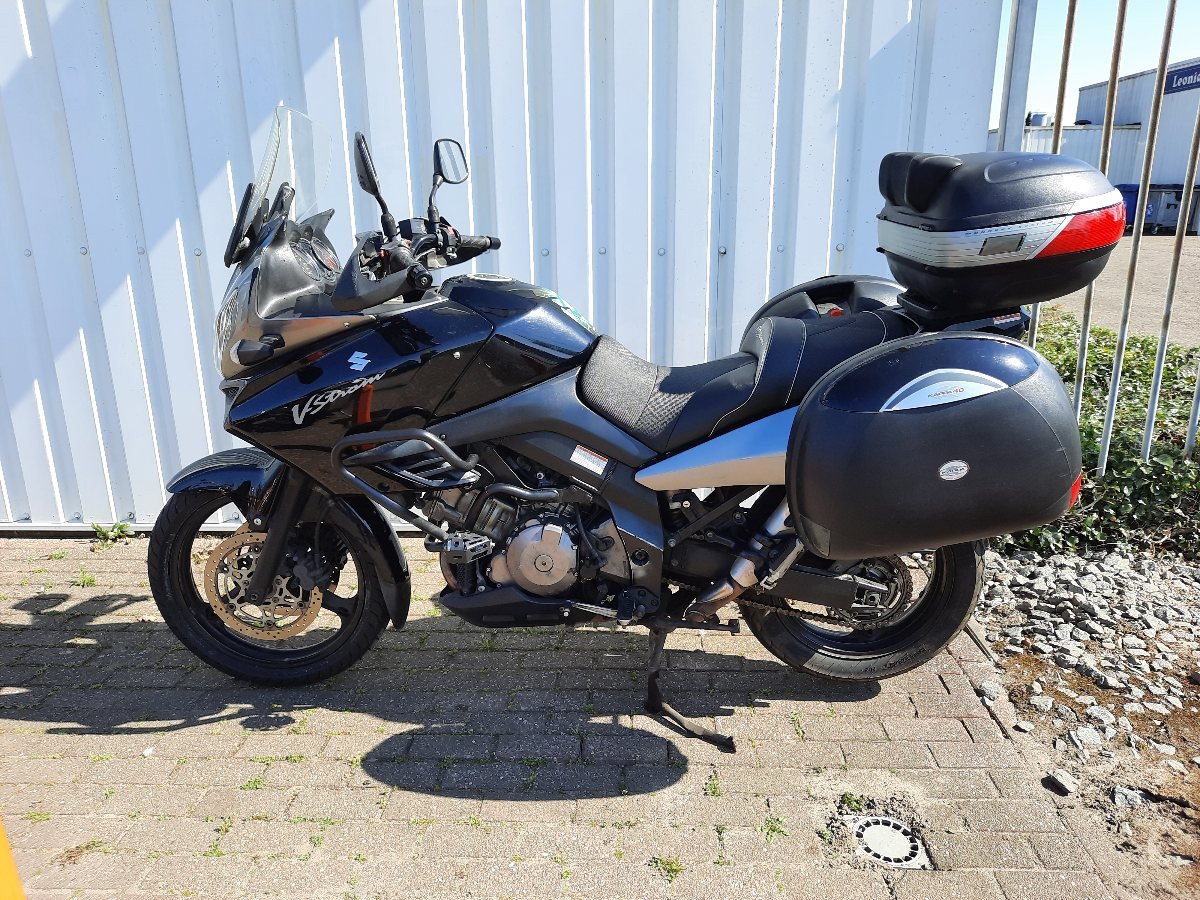 Suzuki VStrom 1000 uit 2007 met veel extra's