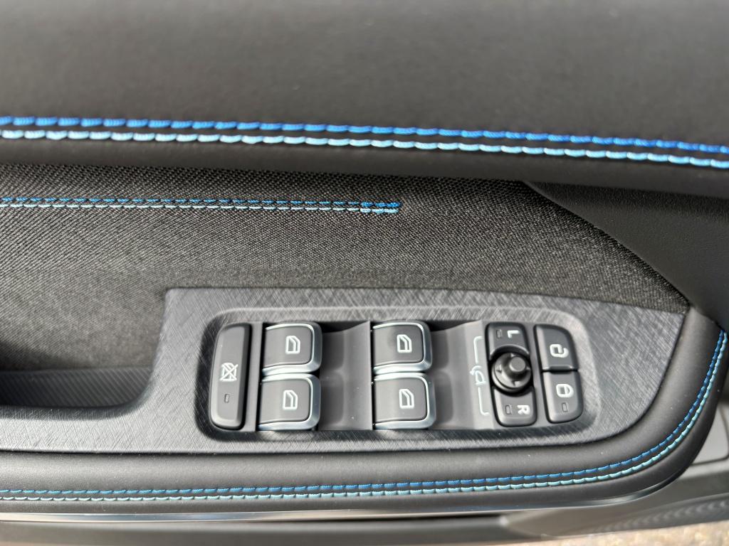 Lynk & Co 01 1.5td 261pk phev 7dcth panoramadak| nl auto| 360 camera|navi|c