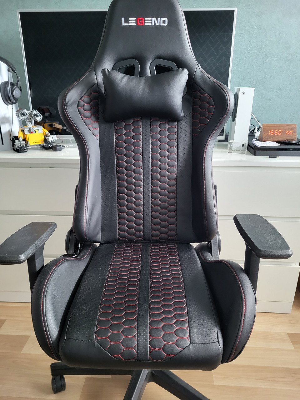 Te koop: Gamingstoel Legend
