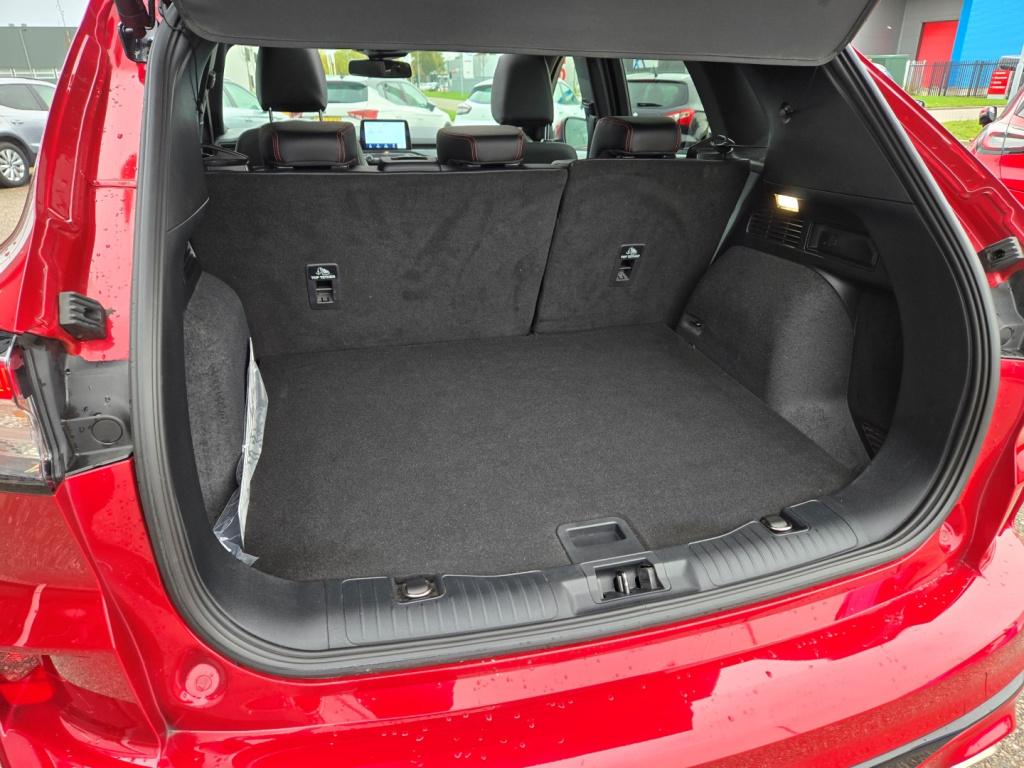 Ford Kuga 2.5 phev e-cvt 225pk st-line x | hud | trekhaak | pano | elec.kle