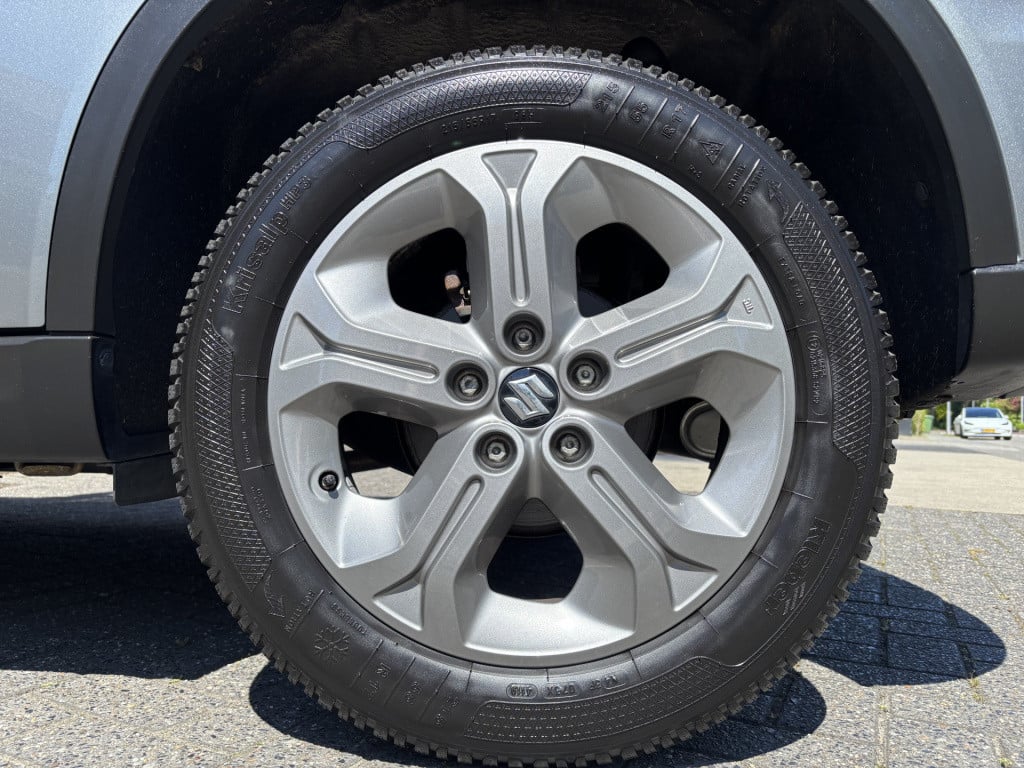 Suzuki Vitara automaat 1.6 exclusive/trekhaak
