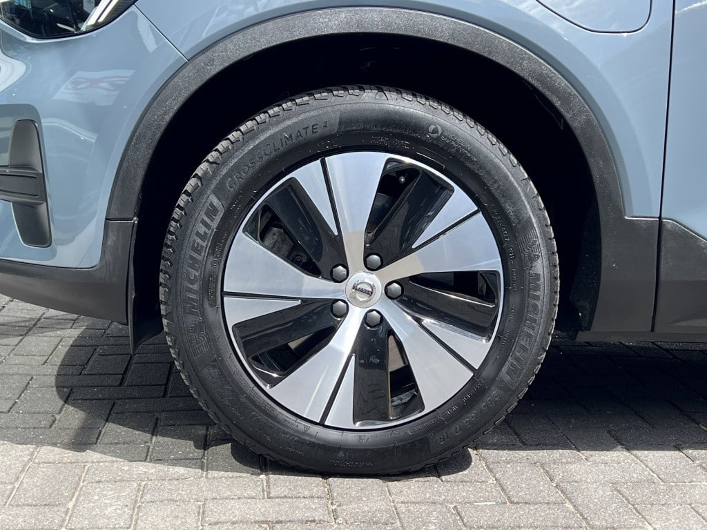 Volvo XC40 t4 211pk recharge plus bright| adap.cruise| leder| trekhaak| cam