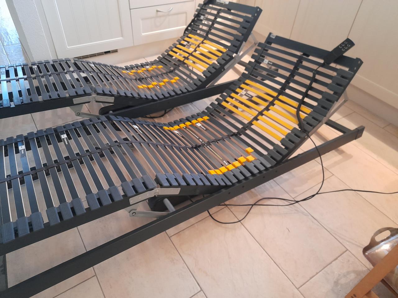 2 x 70 x 200 BOSSFLEX 600 Elektrisch verstelbare lattenbodems (i.g.st.)