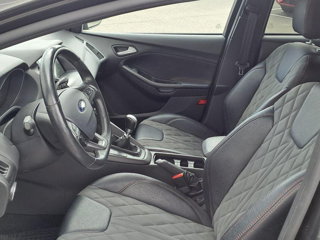 Ford Focus 1.5 st-line 182 limited edition