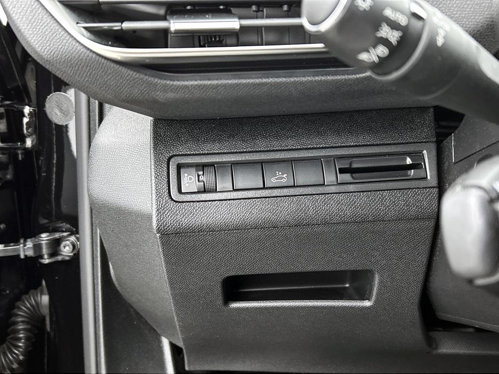 Peugeot 3008 130 pk automaat premium avantage elektrische achterklep | stoe