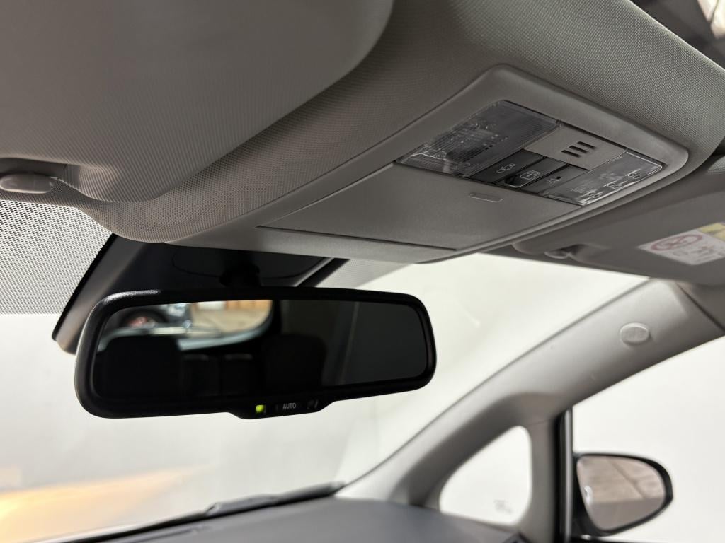 Toyota Corolla Verso 1.8 vvt-i skyview edition